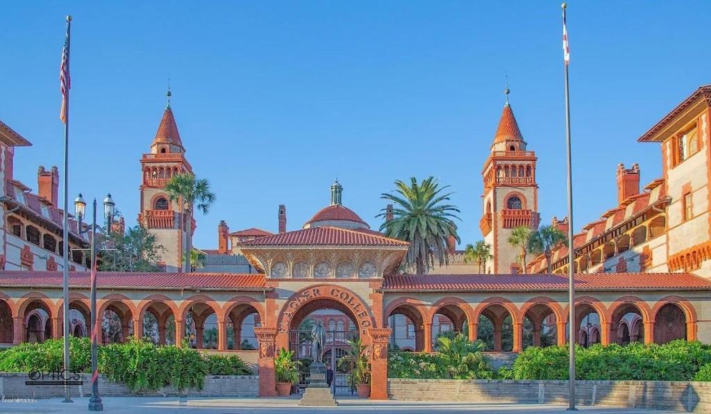 Luxurious Indoor/Outdoor Family Paradise In Downtown St Augustine Сейнт-Огастін Екстер'єр фото